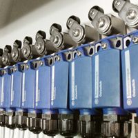 Equipos eléctricos y electrónicos